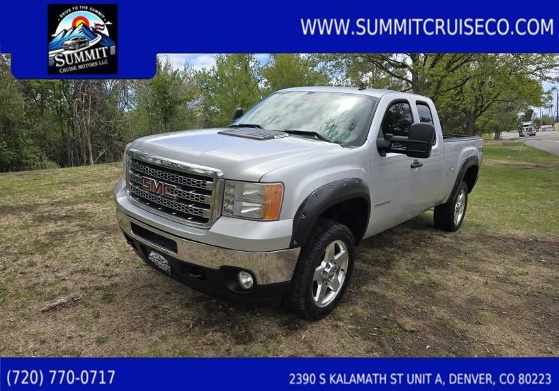 2013 GMC Sierra 4WD Extended Cab 8ft SLE's photo