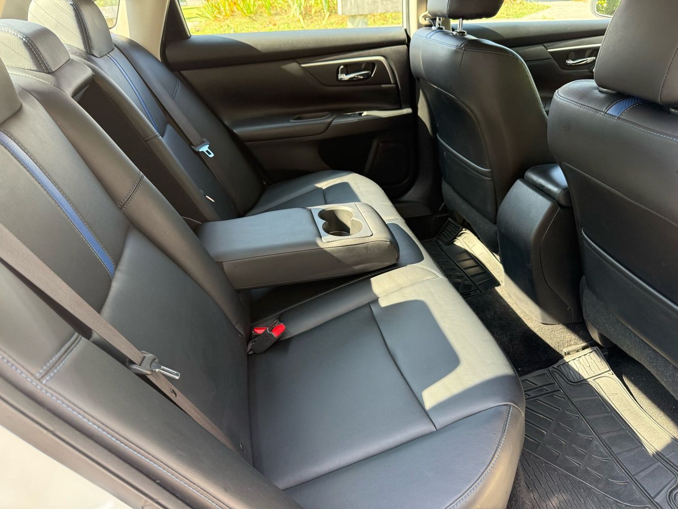 2018 Nissan Altima 2.5 SR photo 31