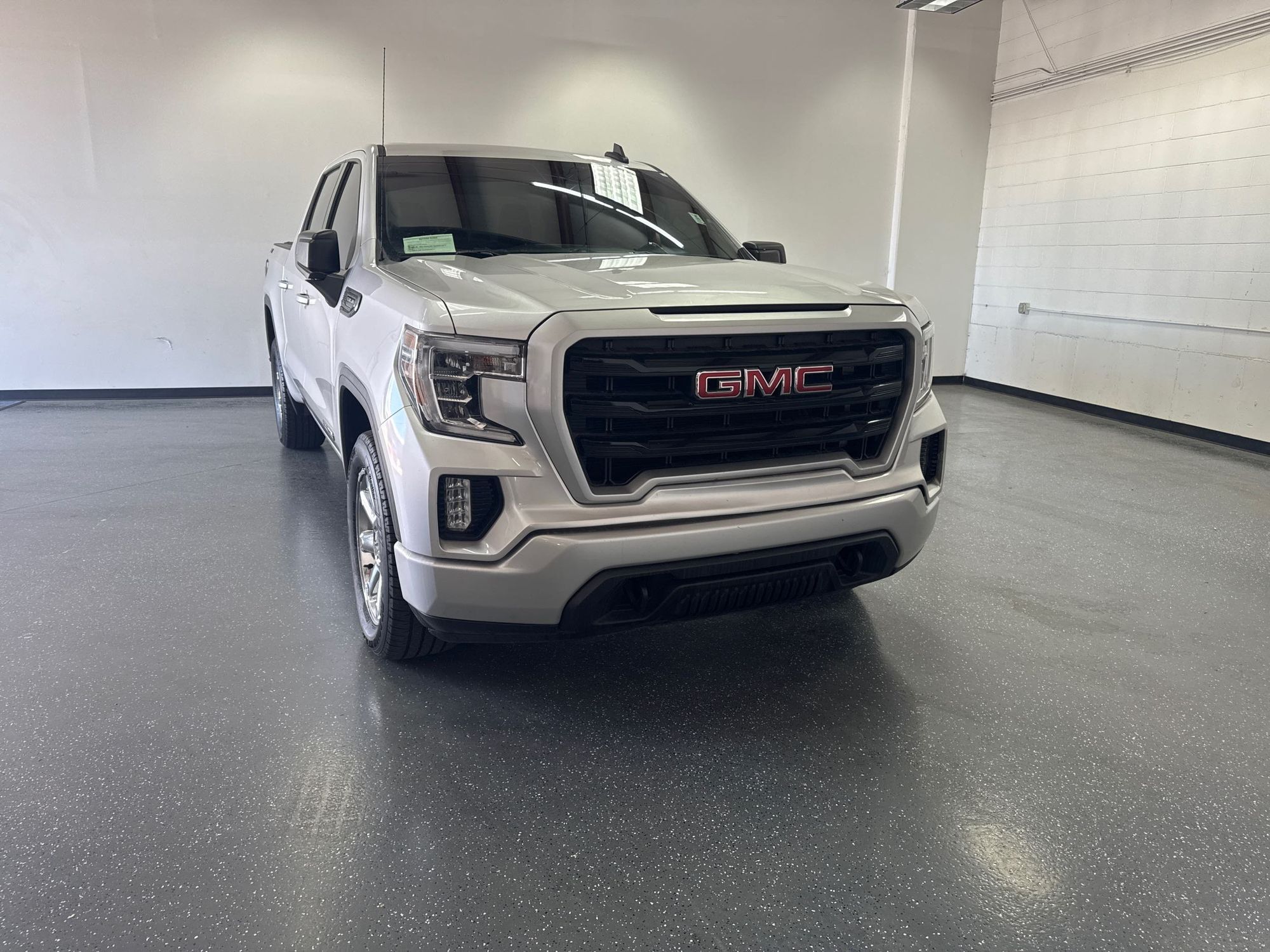 2021 GMC Sierra 4WD Crew Cab Short Box Elevation's photo