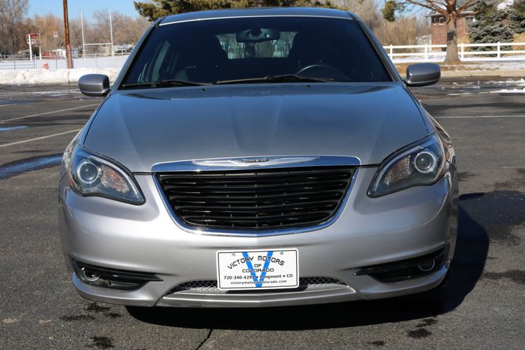 2014 Chrysler 200 Touring | Victory Motors of Colorado