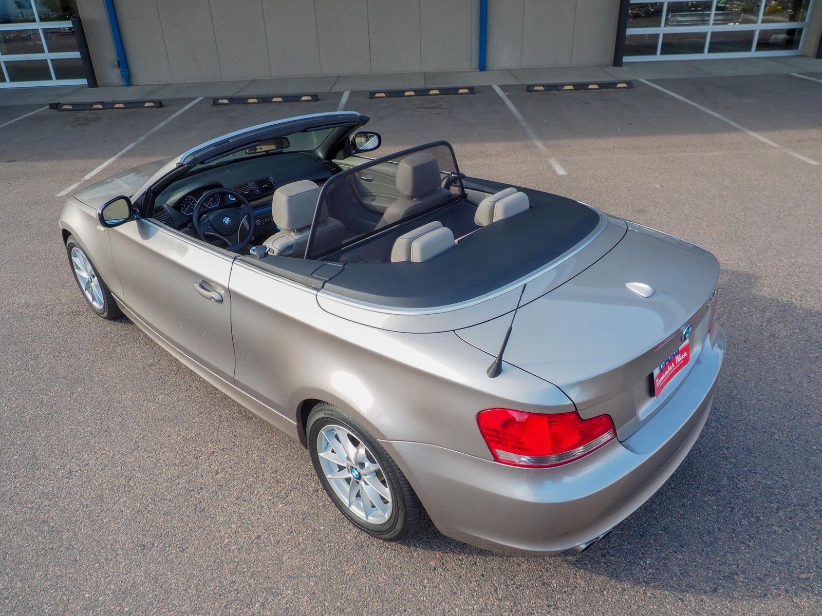 2011 BMW 128I 10