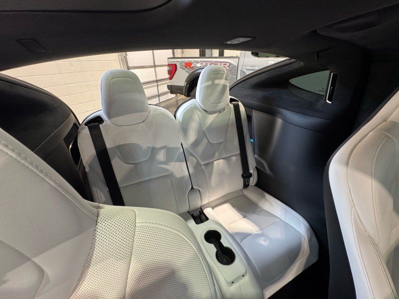 2022 Tesla Model X Plaid, photo 15