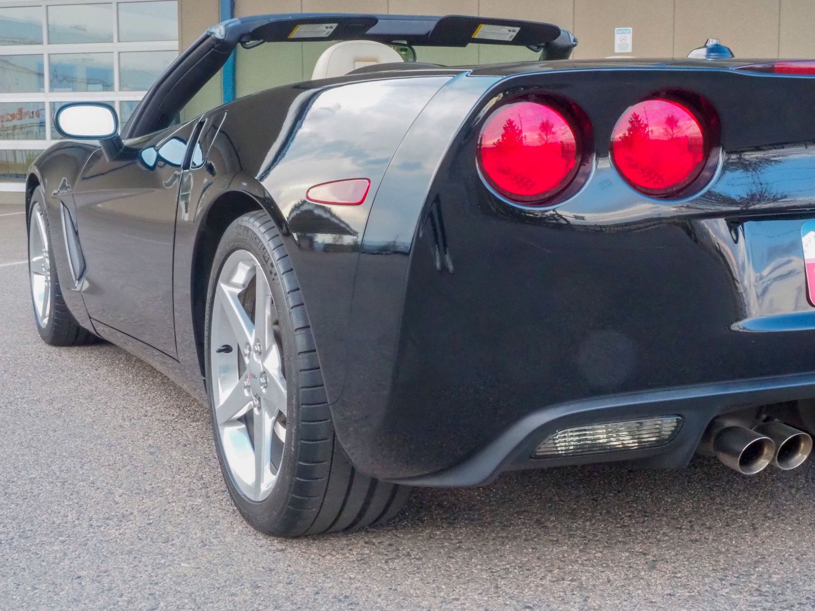 2005 Chevrolet Corvette 19