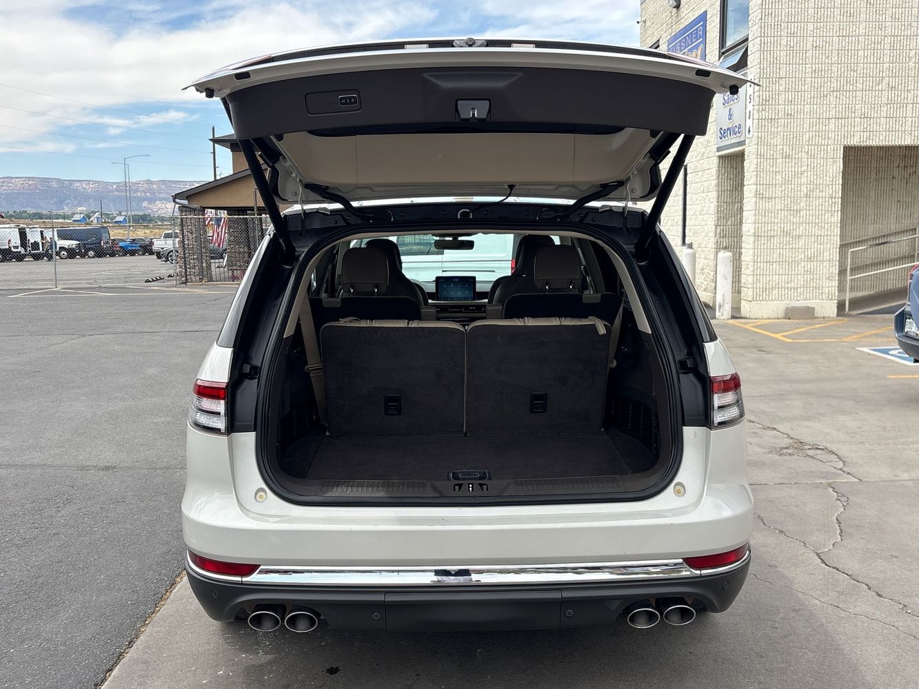 2020 Lincoln Aviator Reserve photo 6