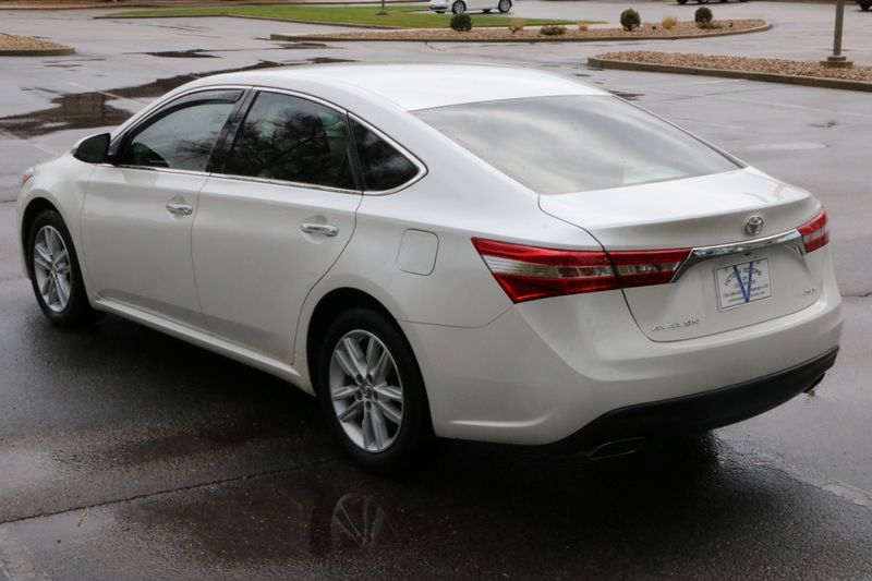 Toyota avalon 2014