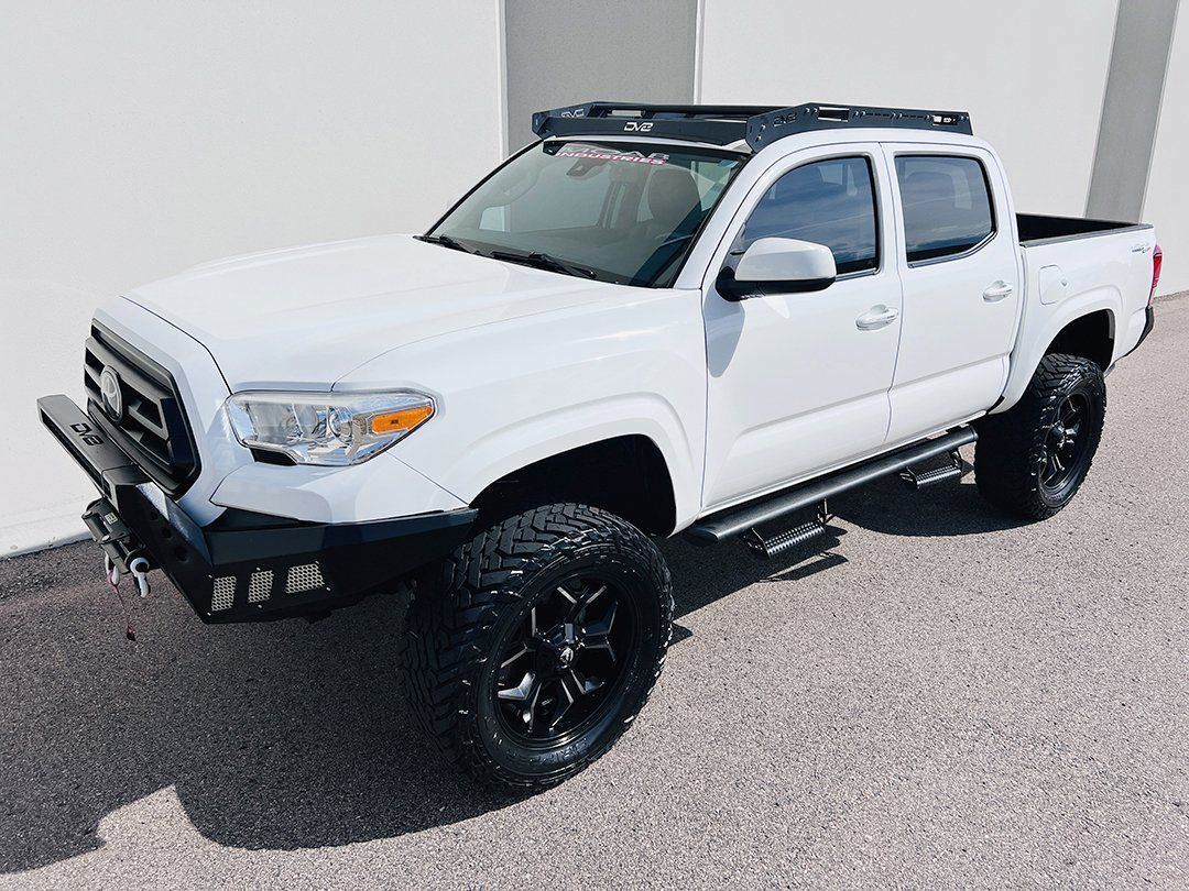 2021 Toyota Tacoma V6 4x4 TRD Off-Road photo 2