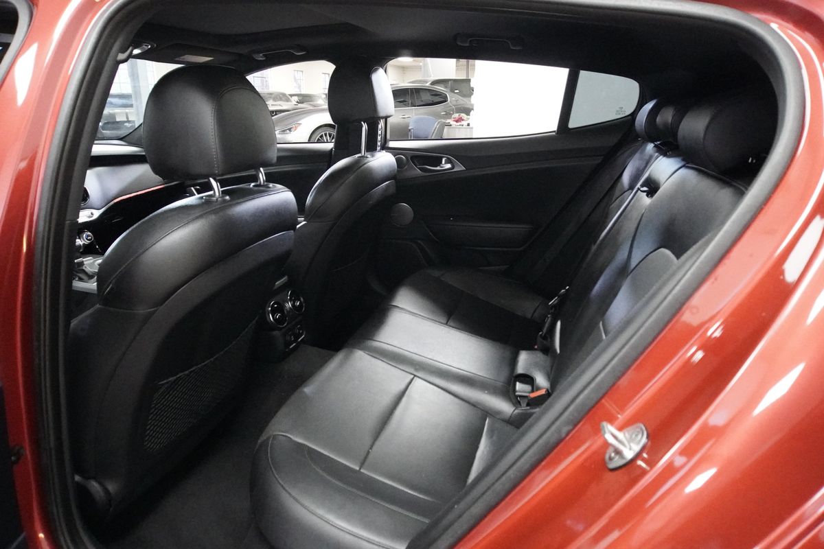 2019 Kia Stinger GT1