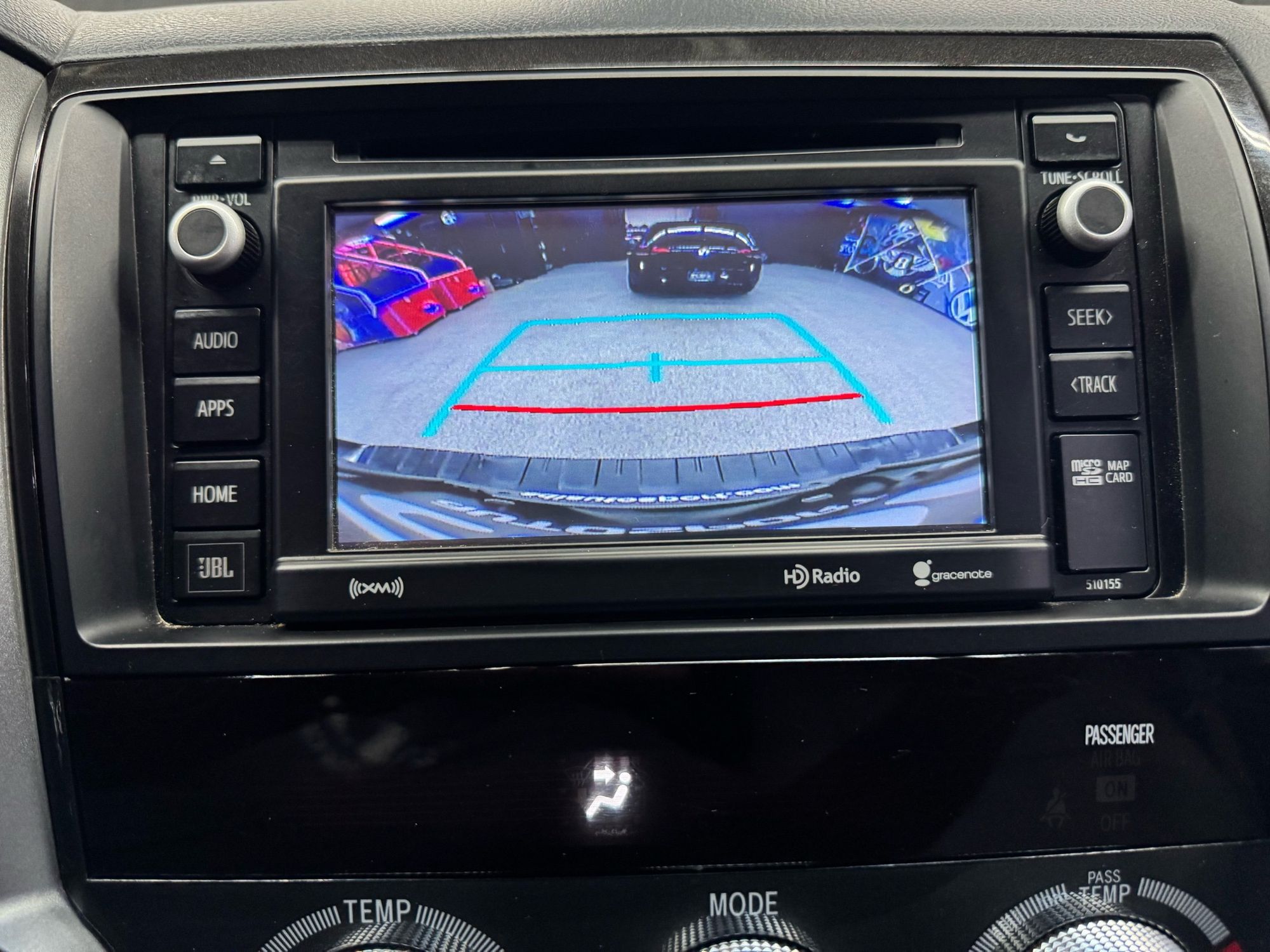 2017 Toyota Sequoia Platinum photo 31
