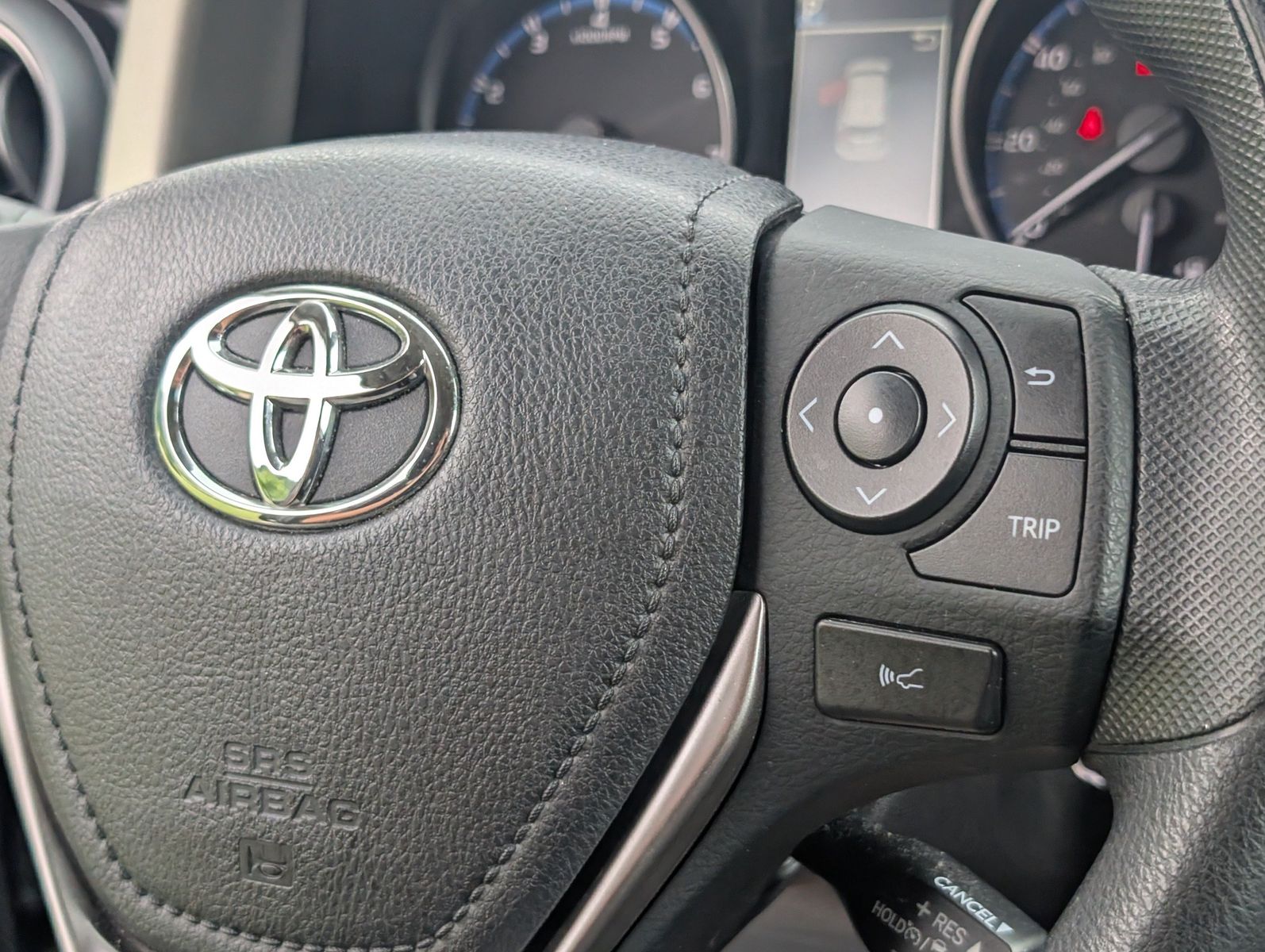 2017 Toyota RAV4 56