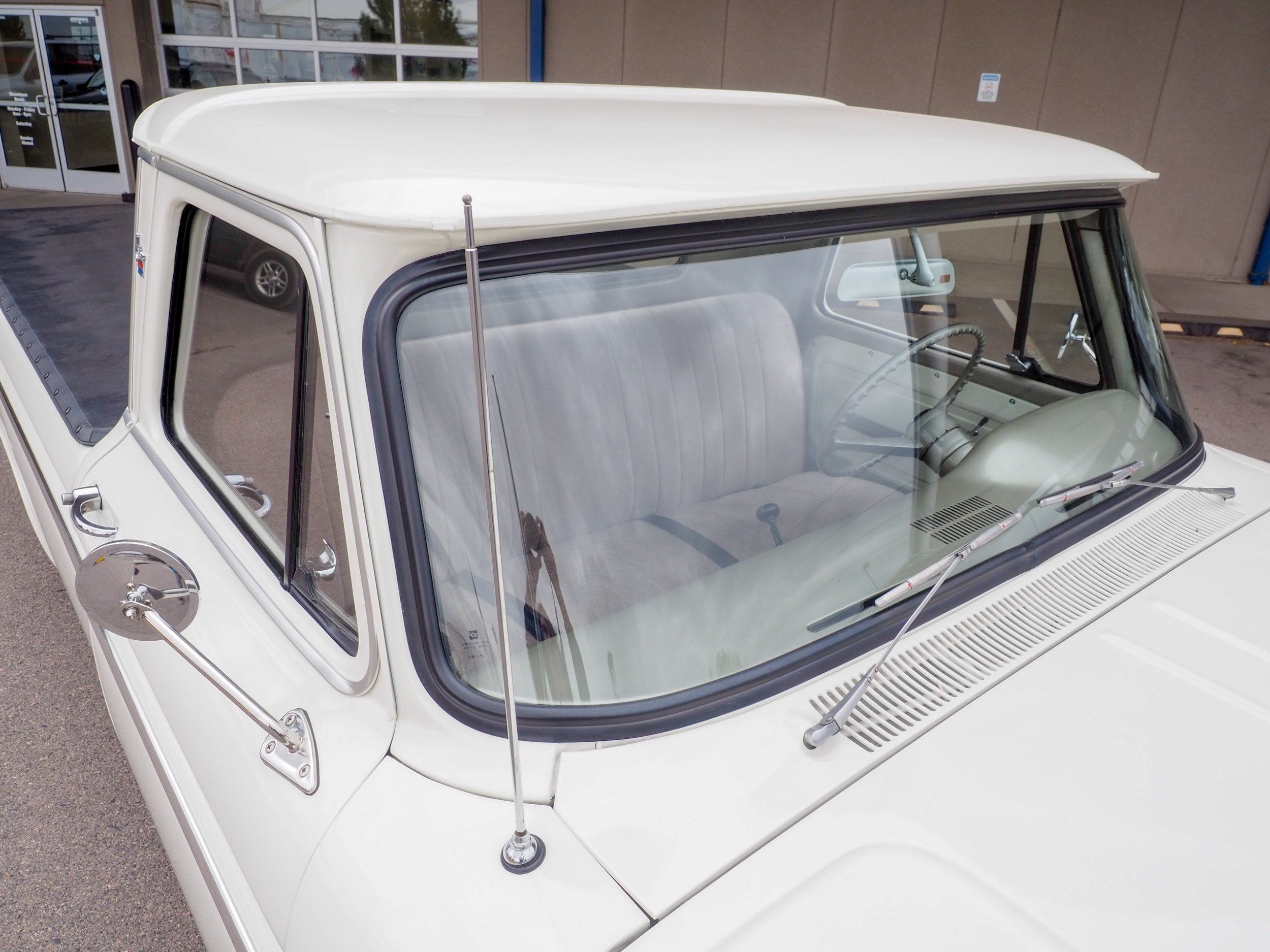 1966 GMC Pickup White RWD