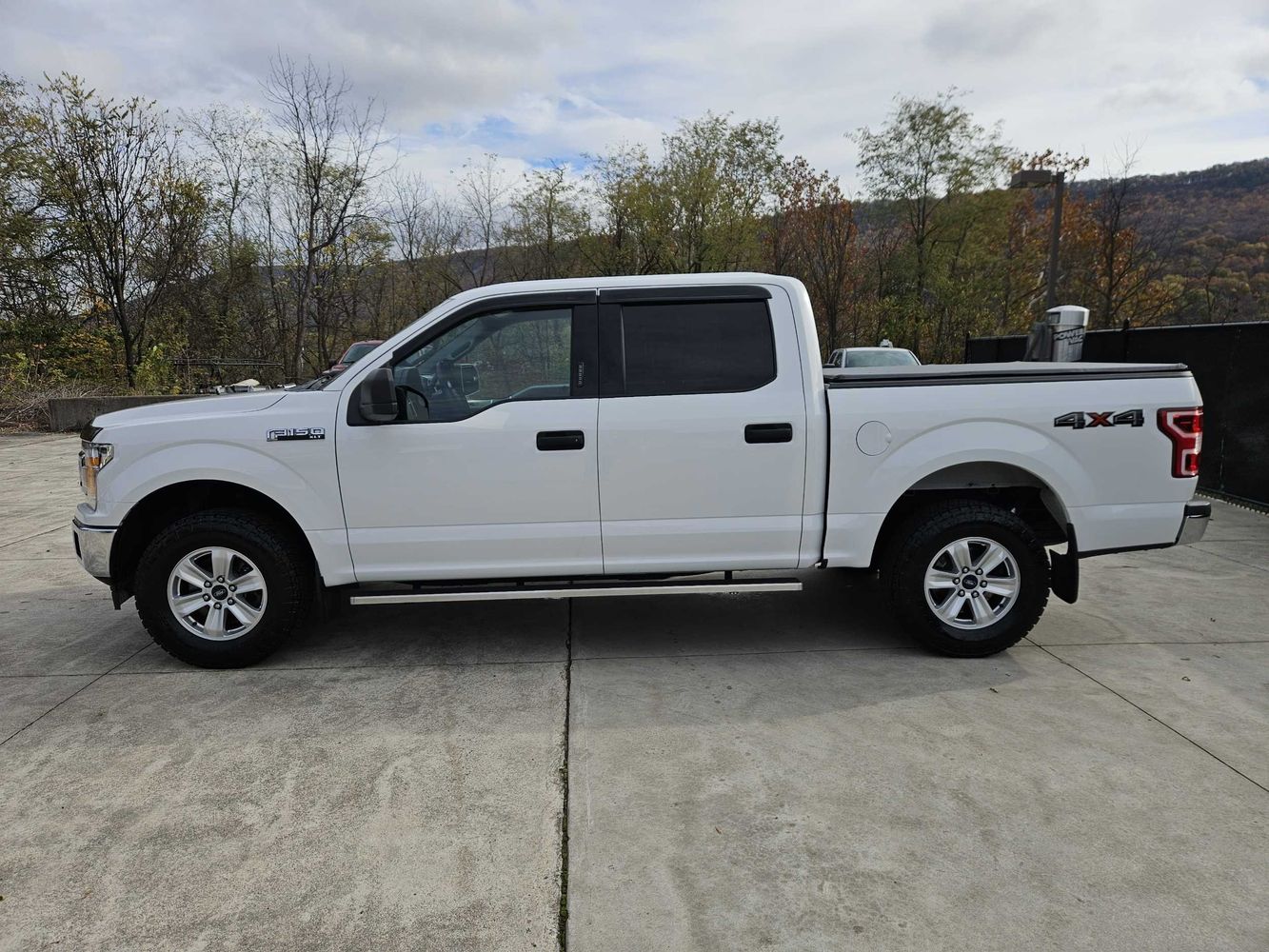 2018 Ford F-150 XLT photo 3