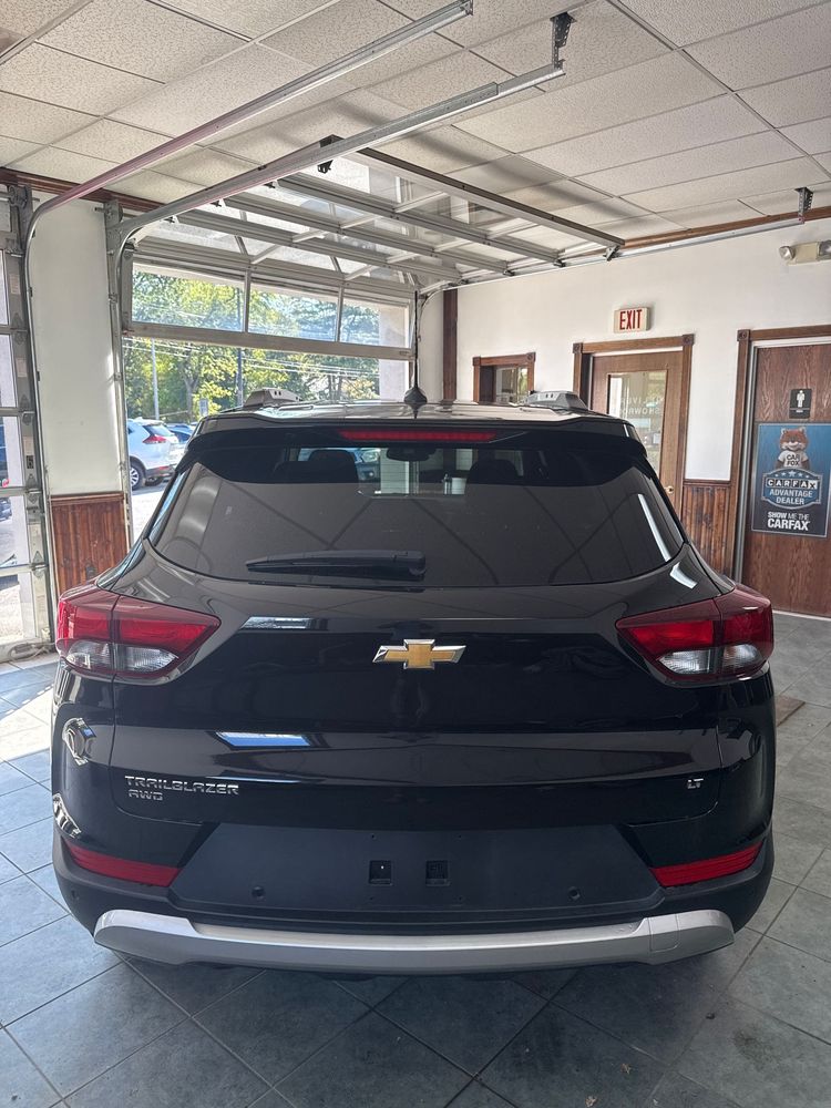 2024 Chevrolet Trailblazer LT photo 5