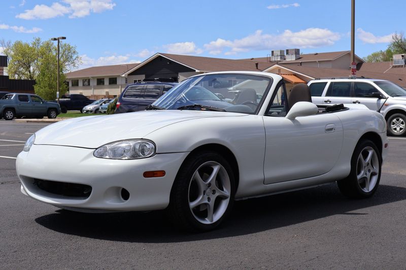 2001 Mazda MX-5 Miata Base | Victory Motors of Colorado