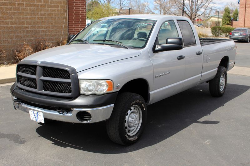 2004 Dodge RAM 2500 Photos