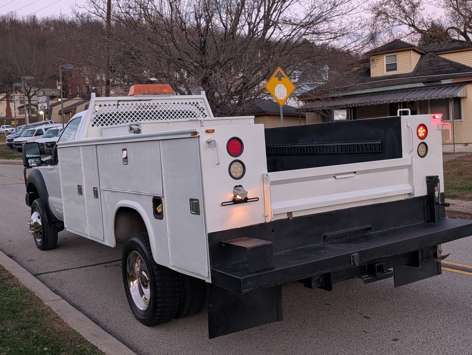 2012 Ford F-550 Super Duty 10