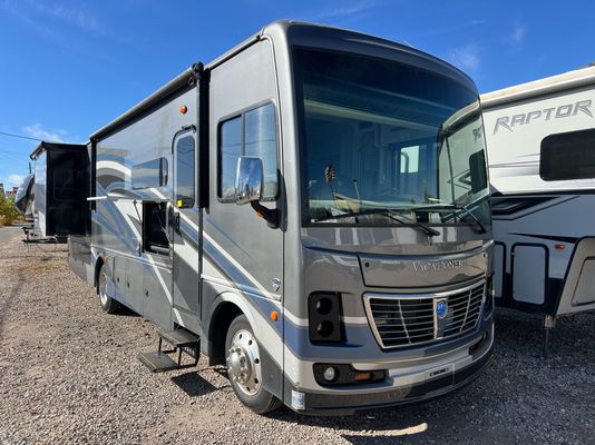 2022 Ford F-53's photo