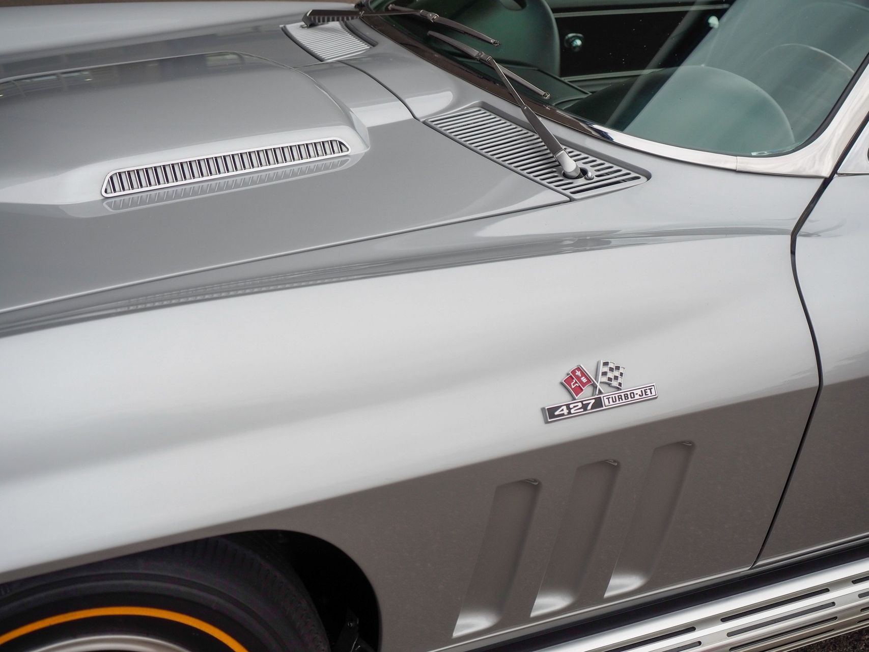 1966 Chevrolet Corvette 31