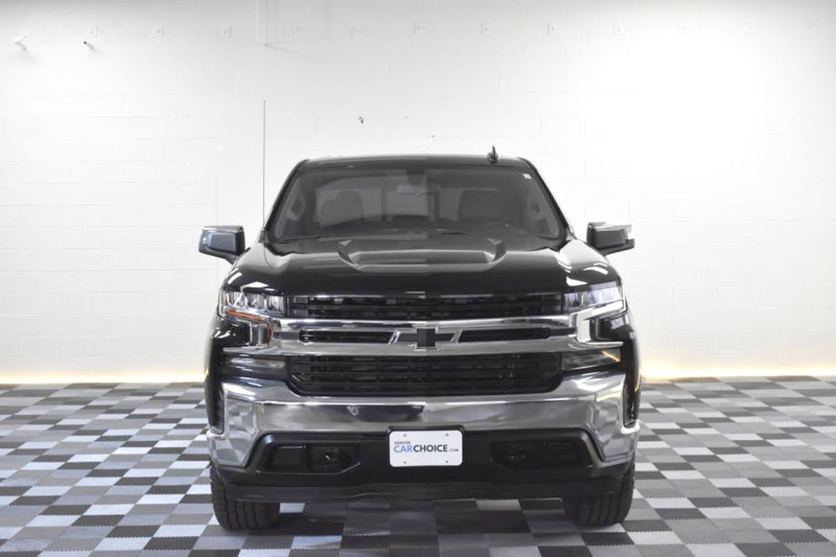 2020 Chevrolet Silverado 1500 4WD Crew Cab Short Bed LT