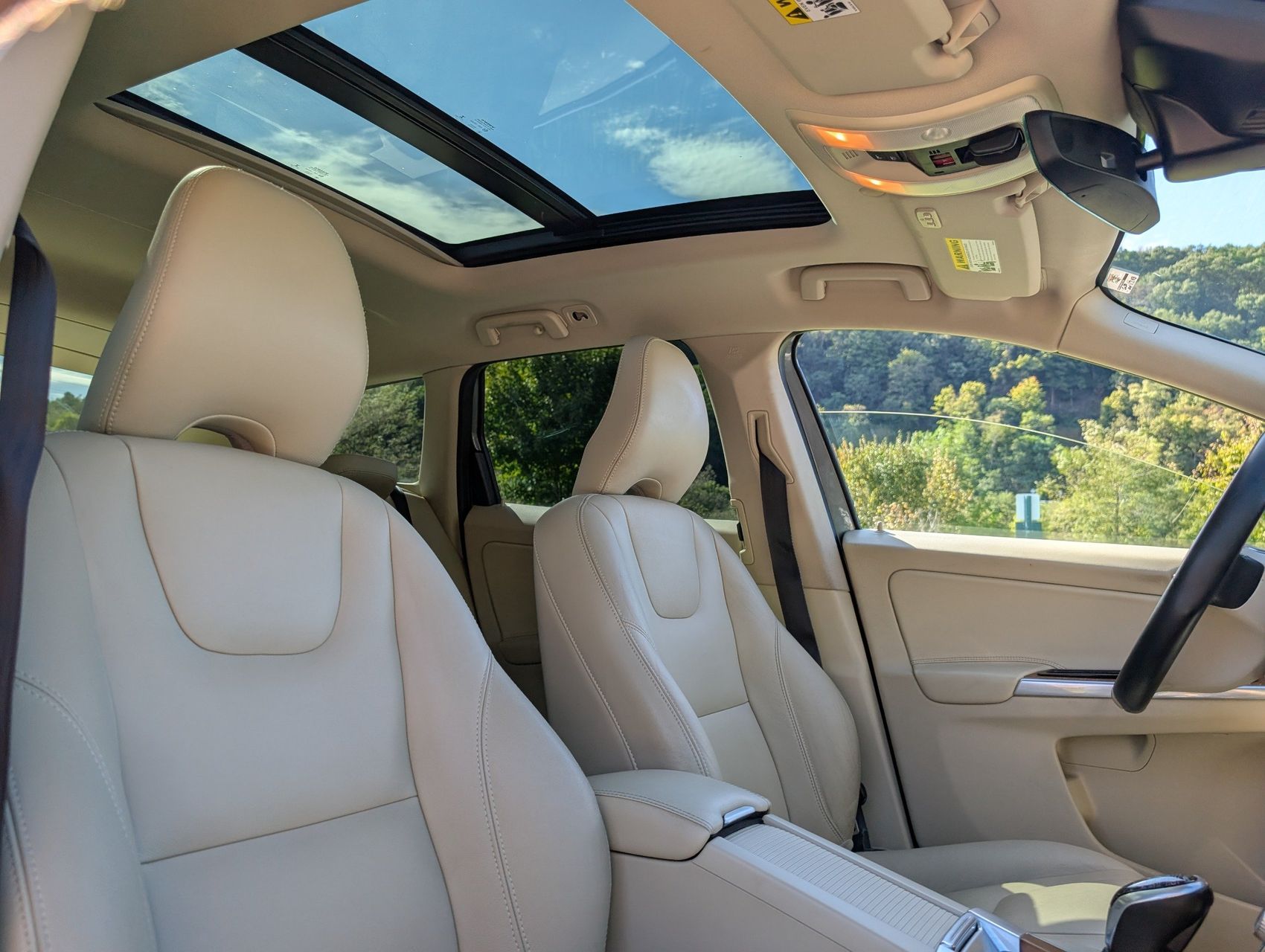 2016 Volvo XC60 49