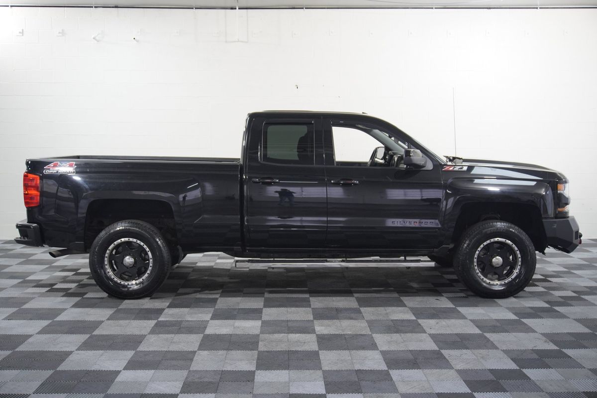 2017 Chevrolet Silverado 1500 2LT