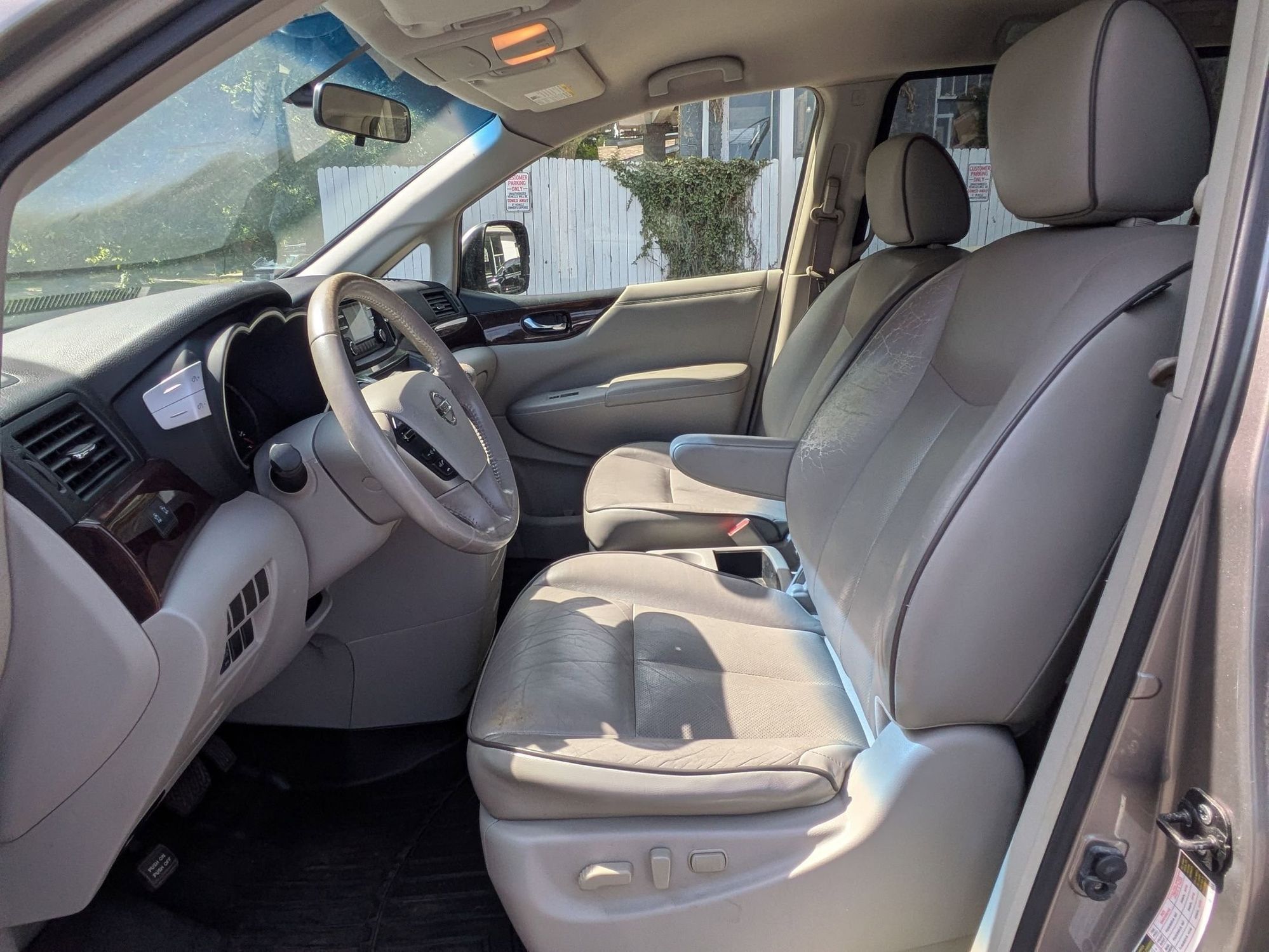 2012 Nissan Quest SV - Photo 10