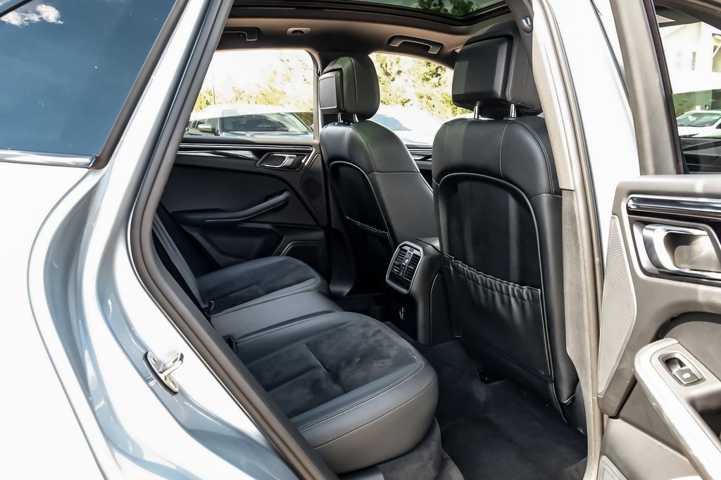 2021 Porsche Macan S - Photo 43