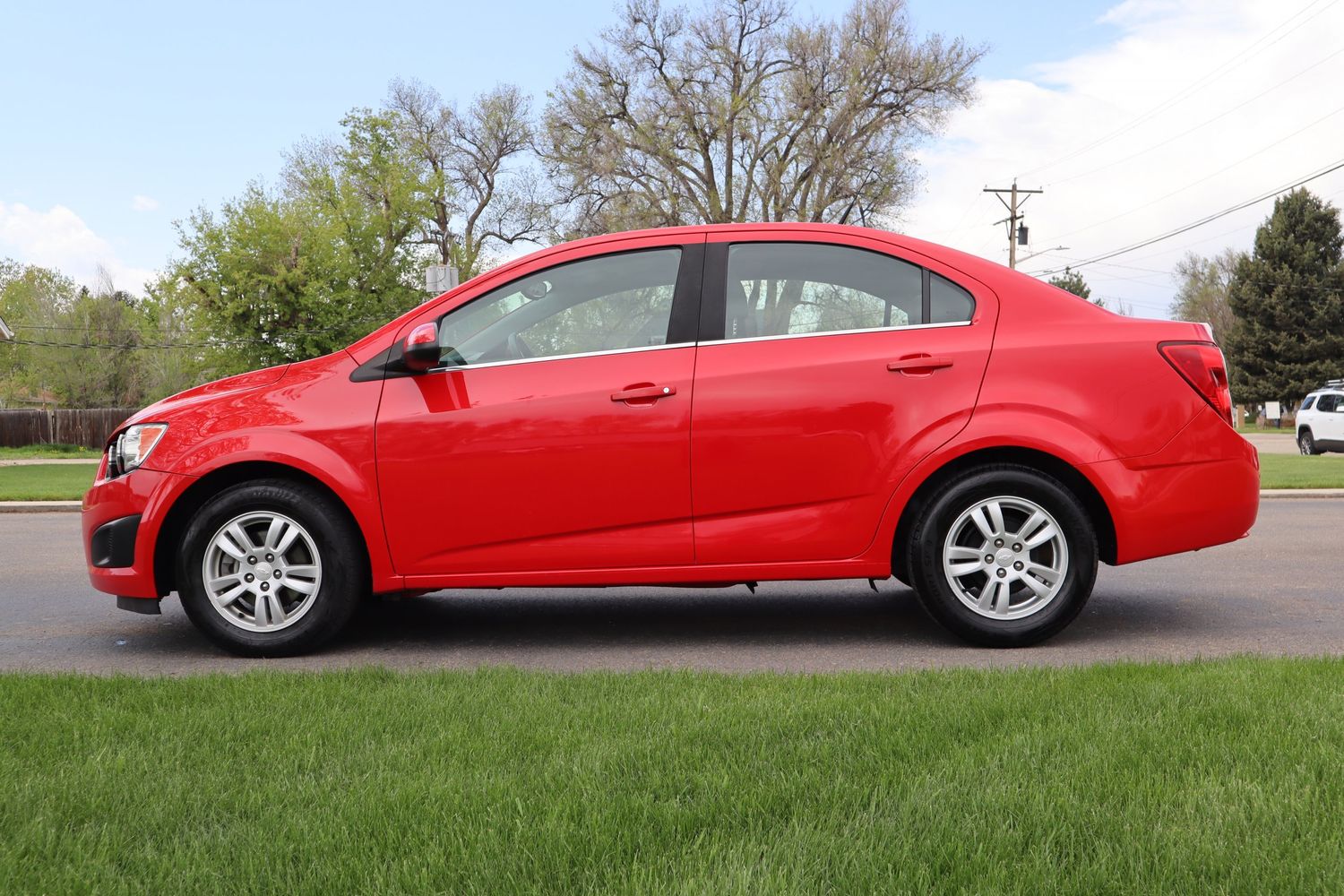 New 2014 Chevrolet Sonic LT Sedan Walkthrough