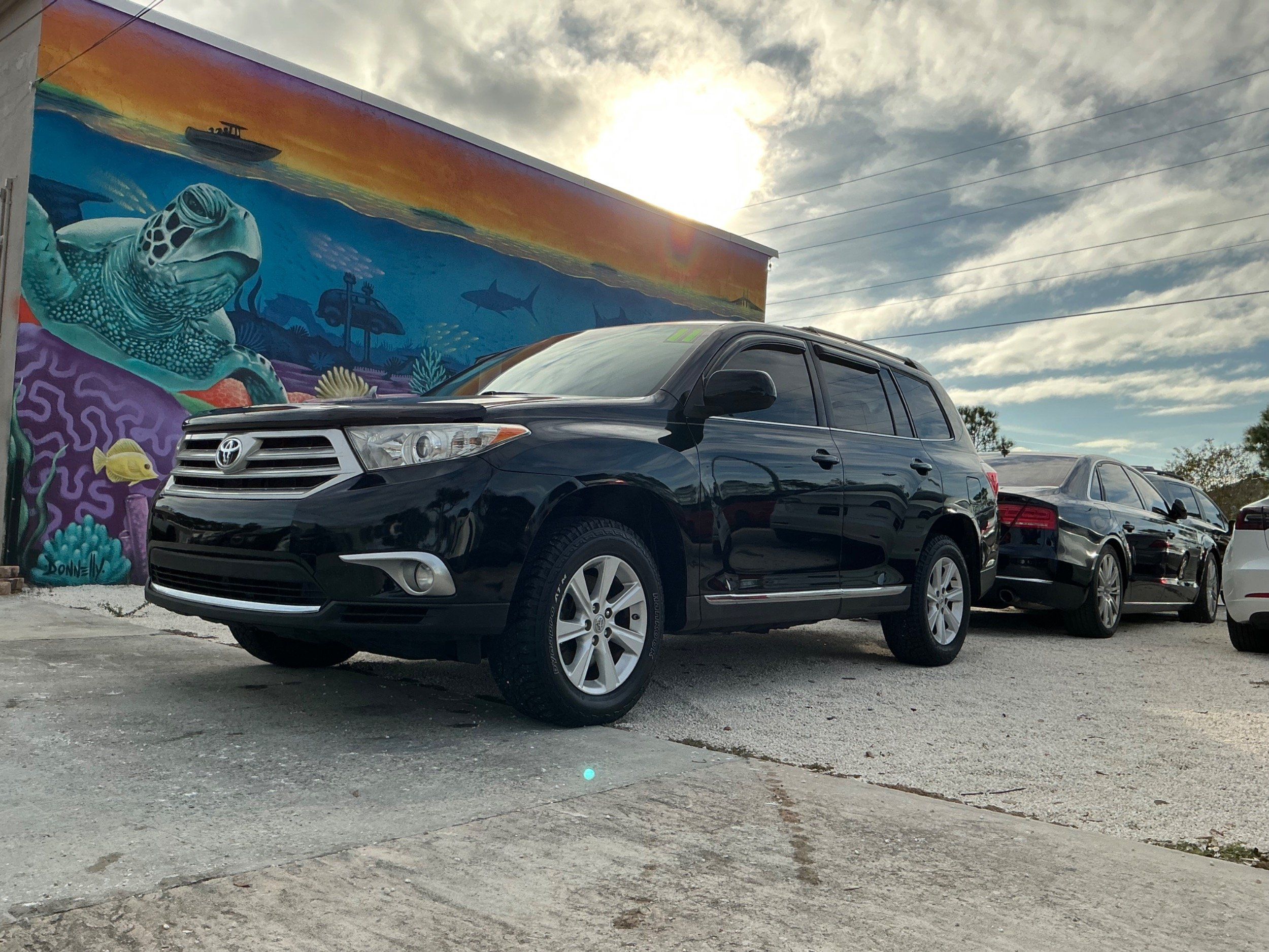 2011 Toyota Highlander Base's photo