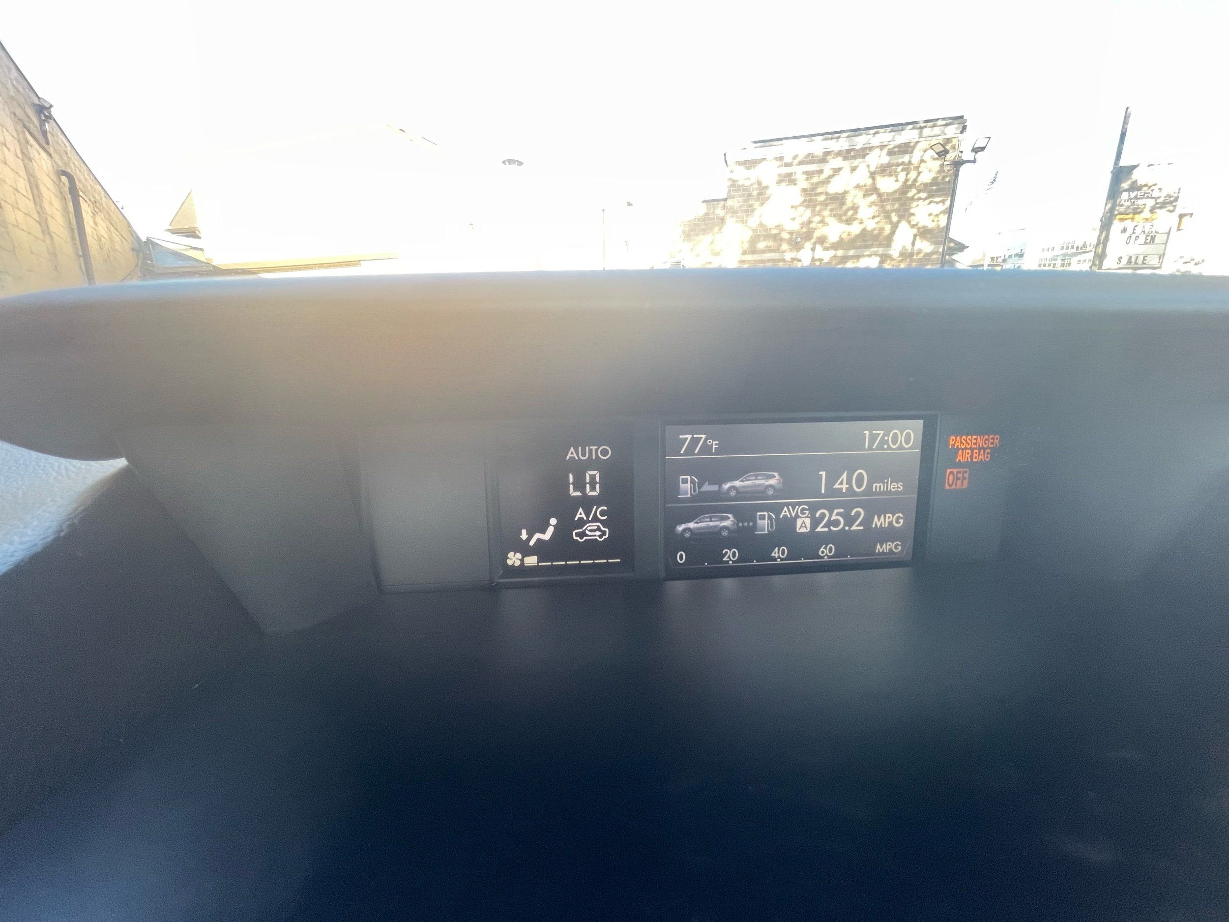 2017 Subaru Forester 2.5i Premium photo 13