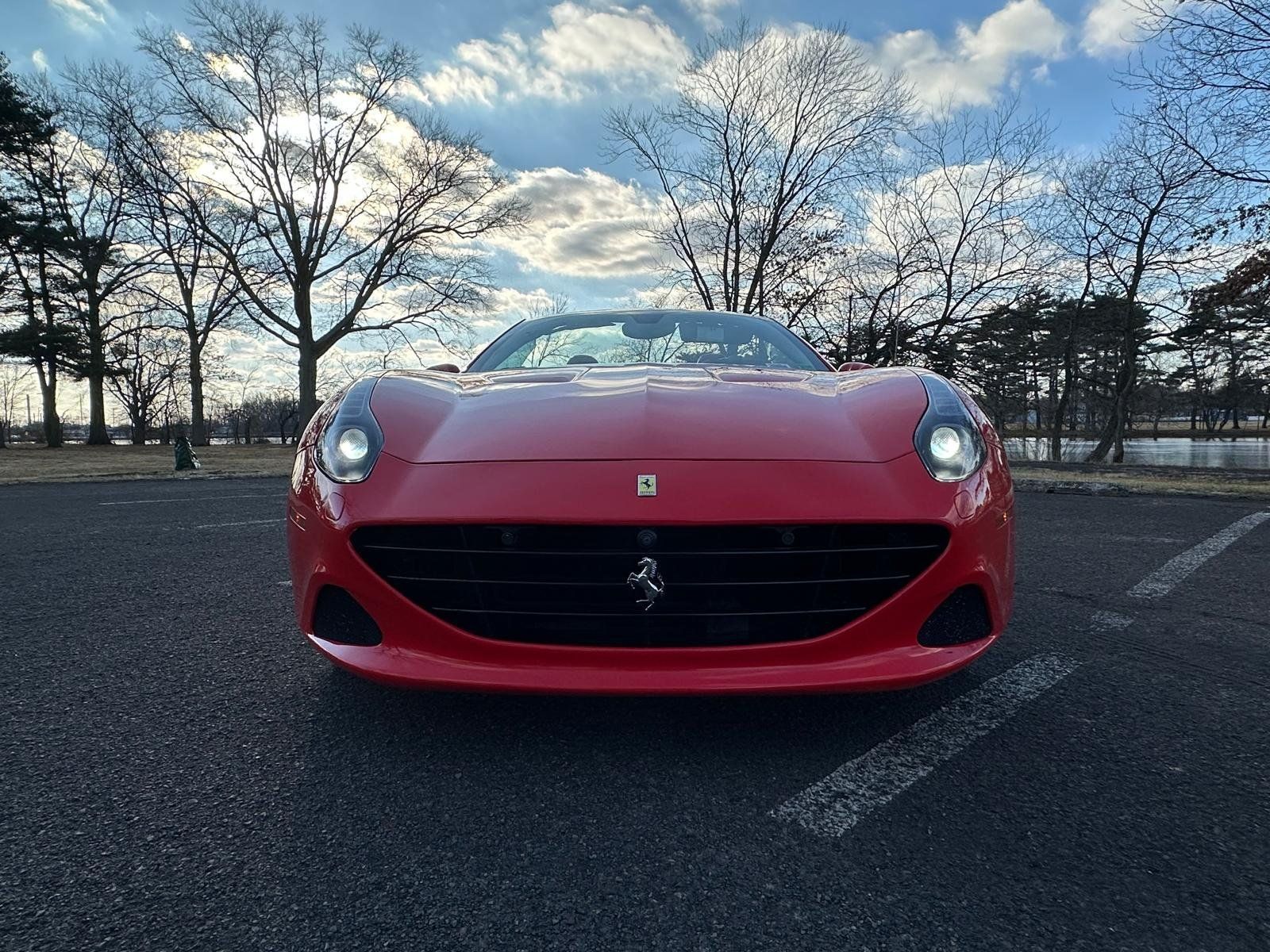 2016 Ferrari California T Base's photo