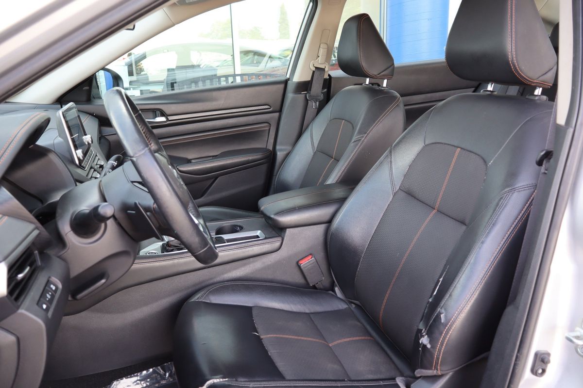 2020 Nissan Altima 2.5 SR