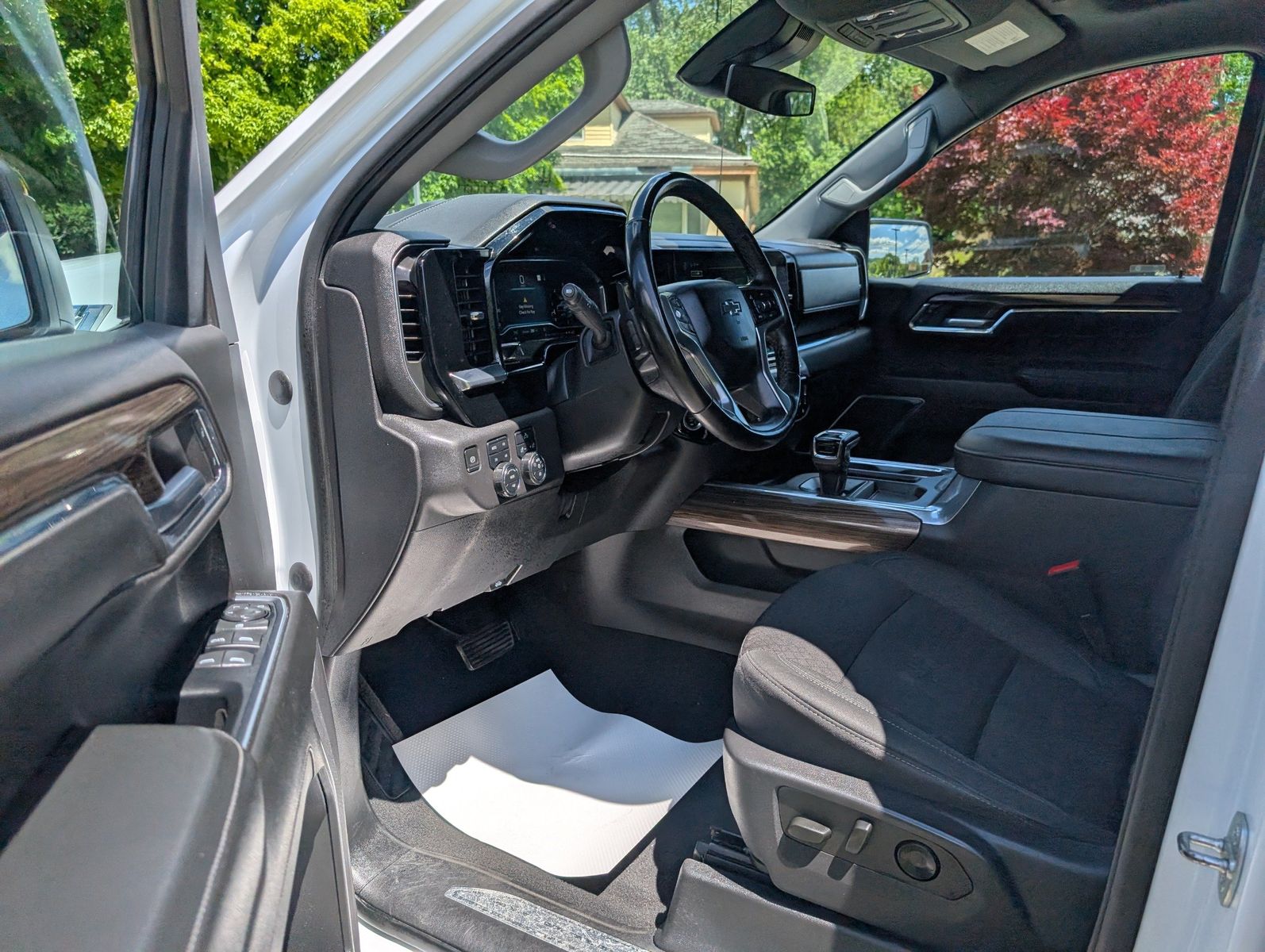 2023 Chevrolet Silverado 1500 42