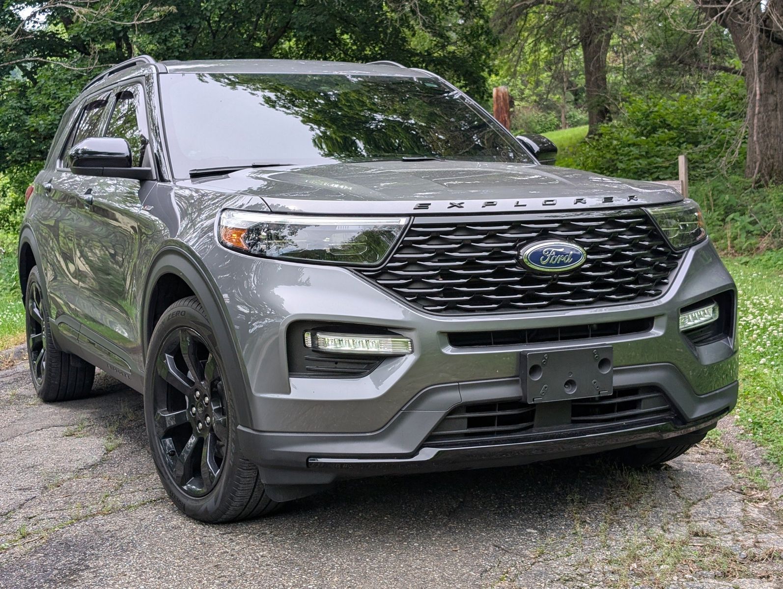 2024 Ford Explorer 2