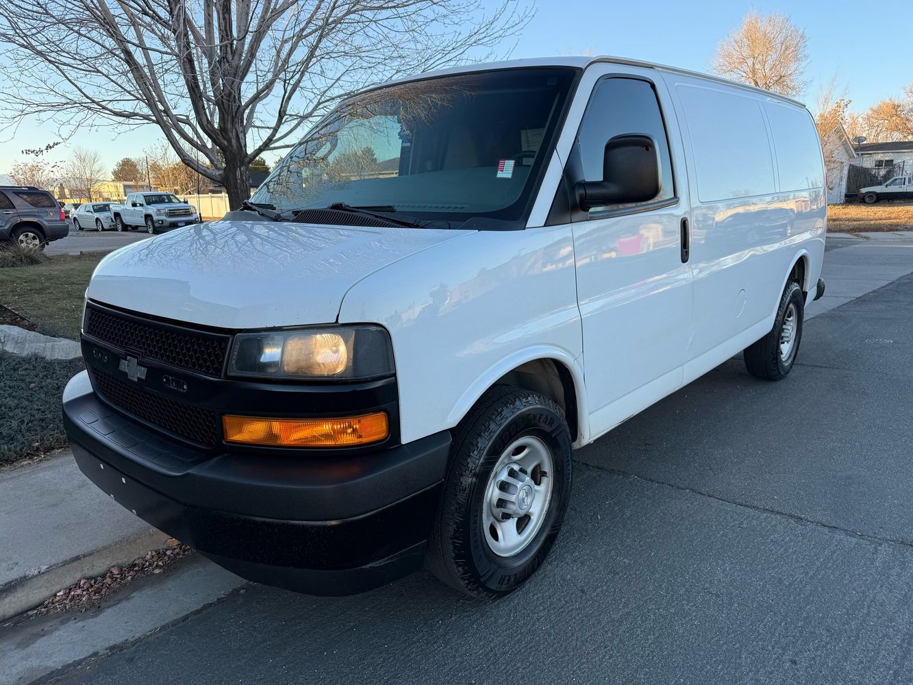 2018 Chevrolet Express Cargo Work Van's photo