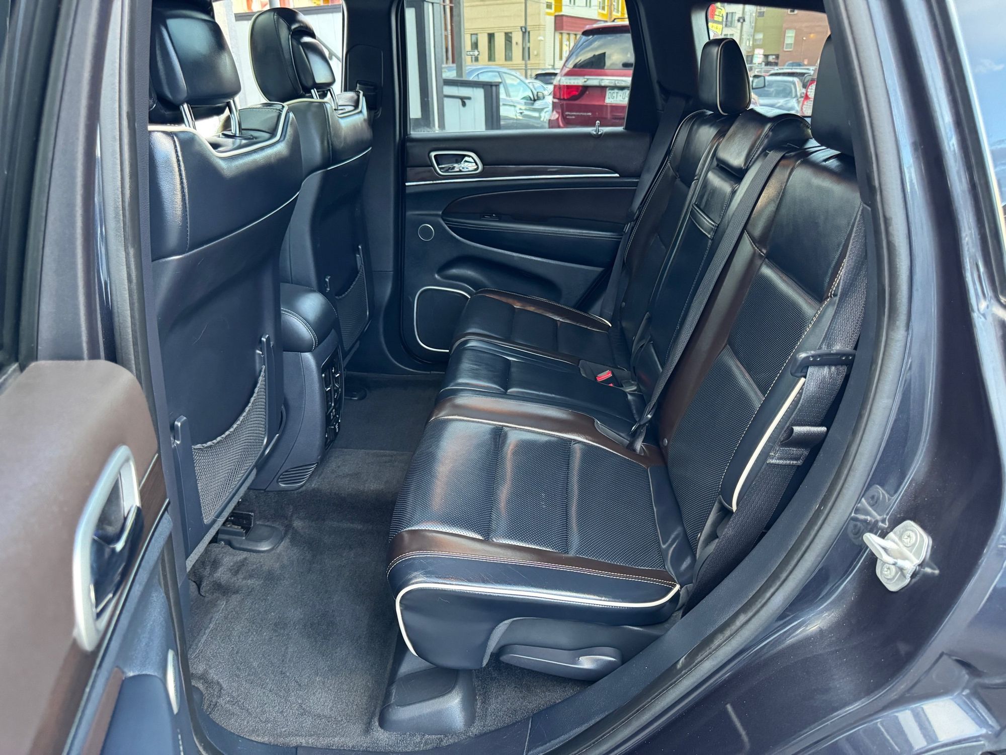 2015 Jeep Grand Cherokee Overland photo 20