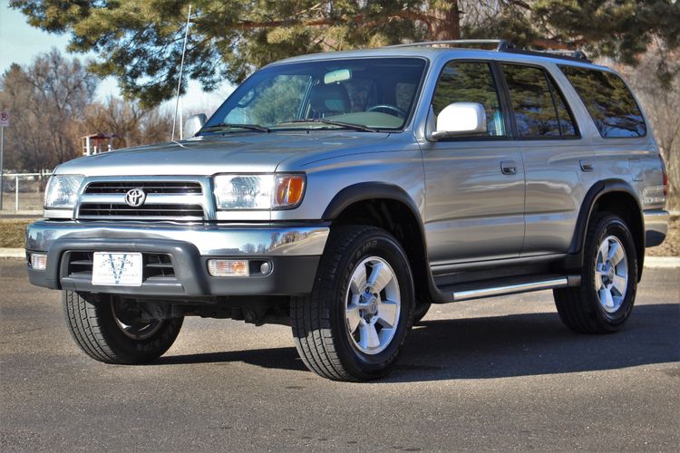 2000 Toyota 4Runner SR5 | Victory Motors of Colorado