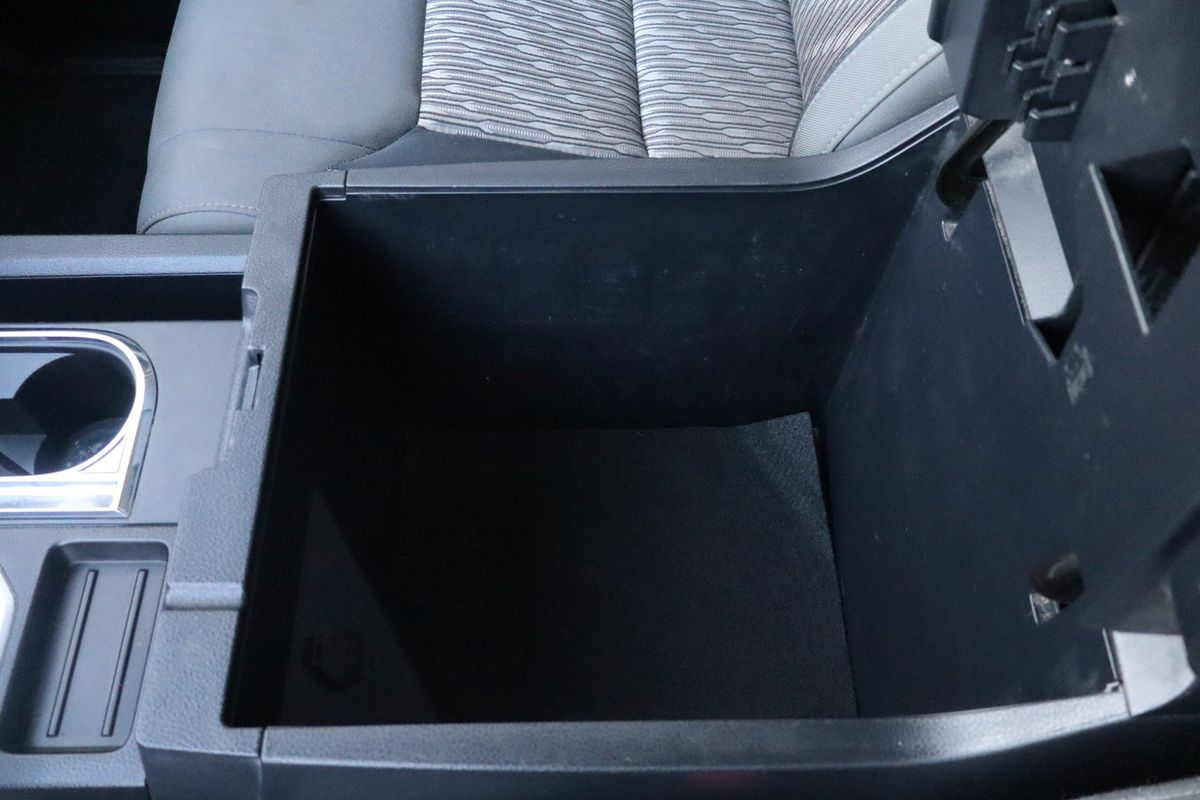 2018 Toyota Tundra SR5 5.7L V8