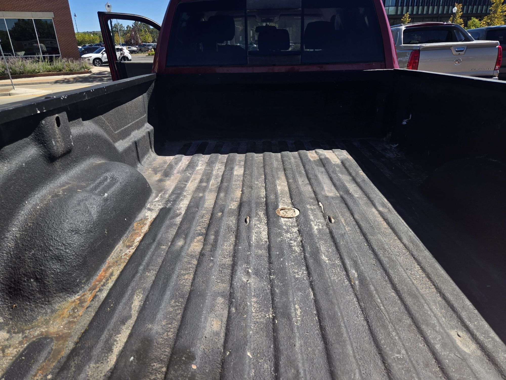 2010 Dodge Ram SLT photo 17