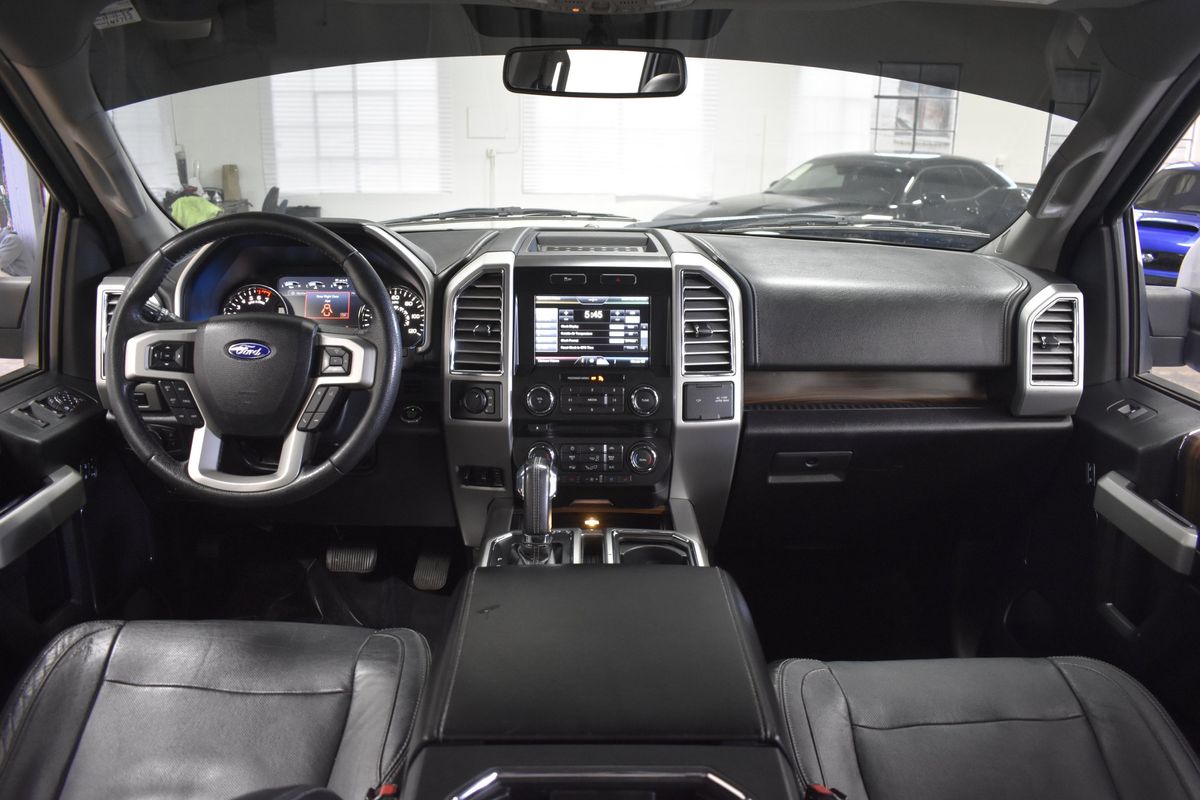 2015 Ford F-150 LARIAT