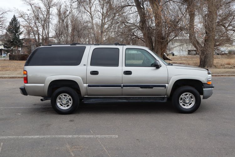 2001 Chevrolet Suburban 2500 Lt 