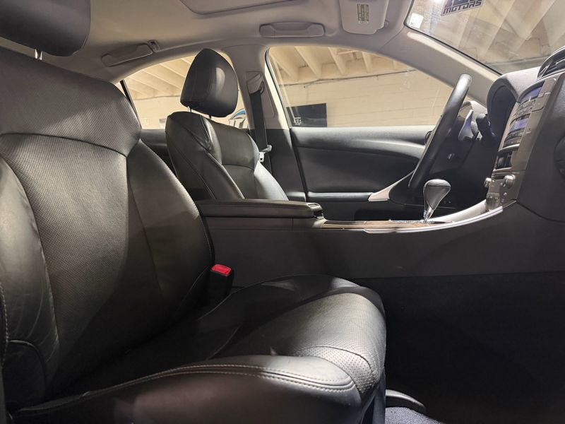 2008 Lexus ES 350 | Victory Motors of Colorado