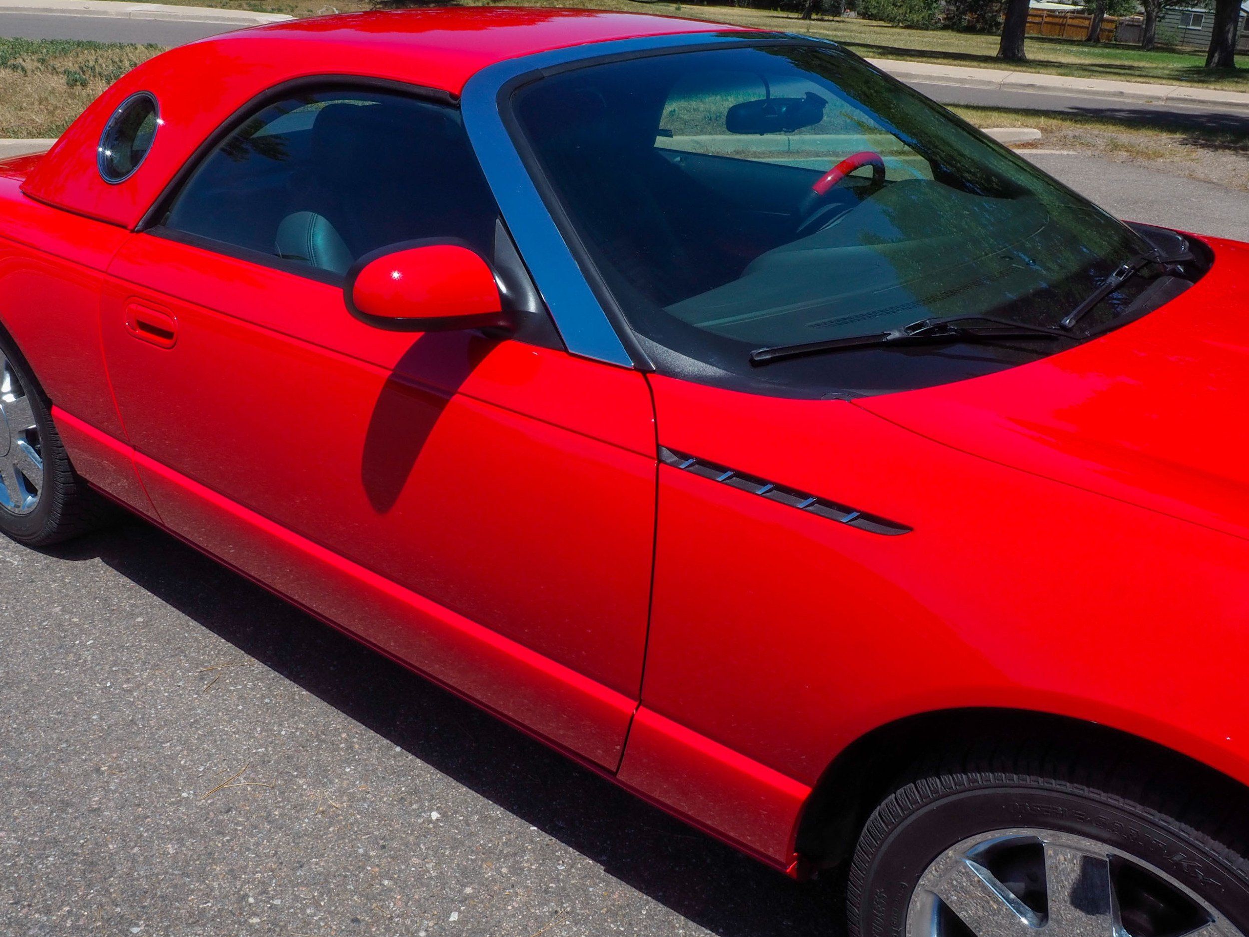 2002 Ford Thunderbird Red Deluxe