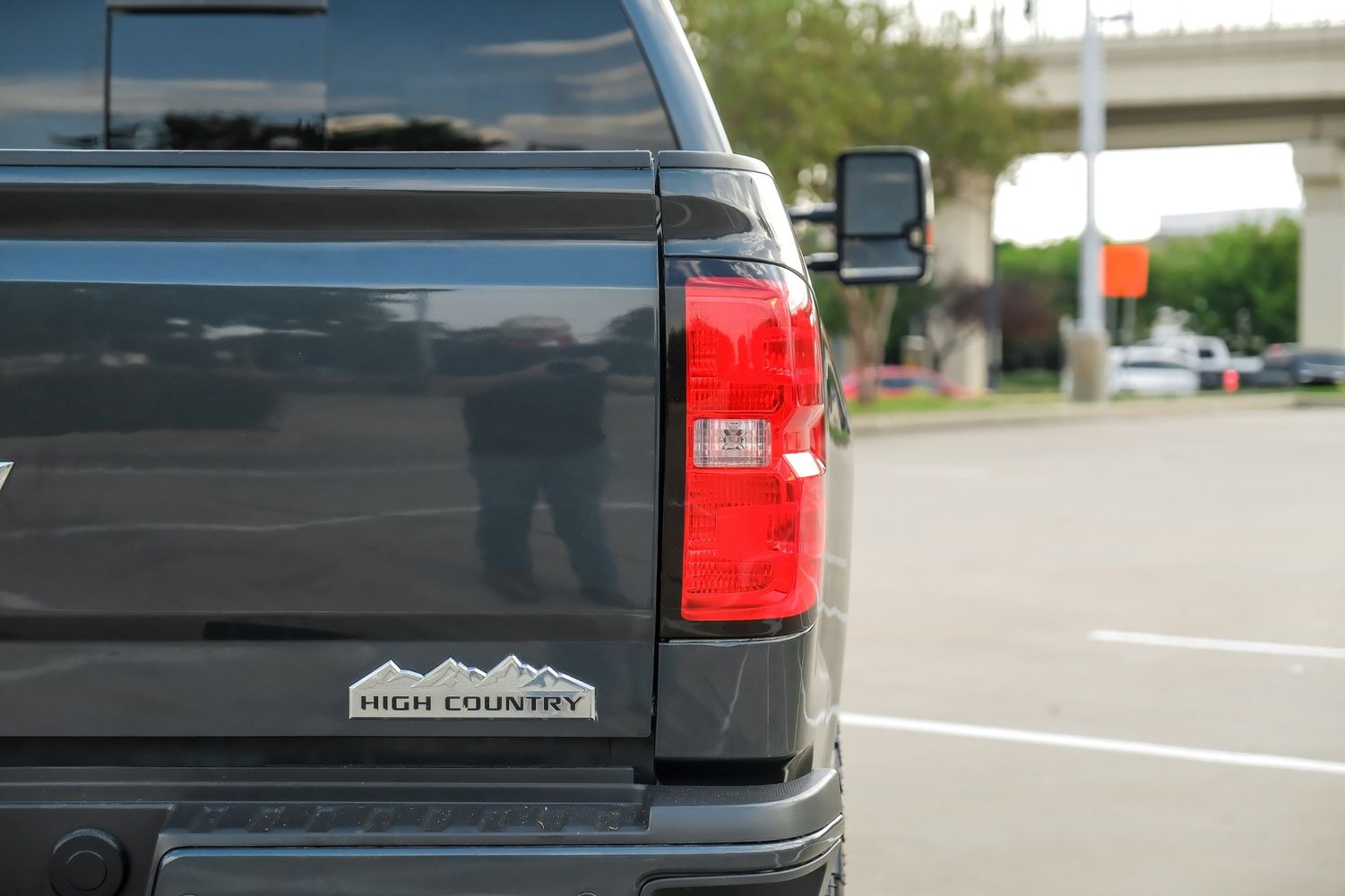 2018 Chevrolet Silverado High Country photo 53