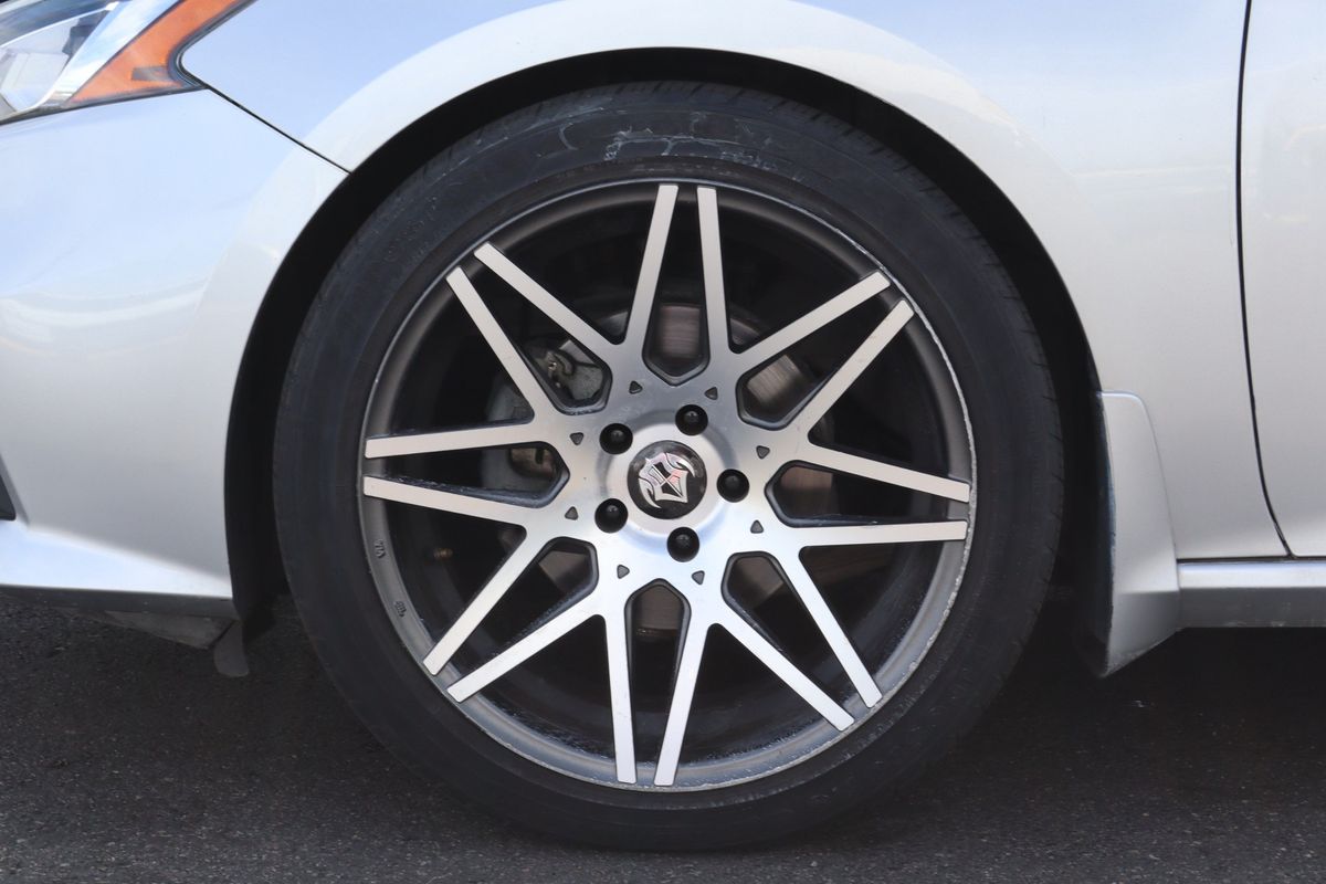 2020 Nissan Altima 2.5 SR