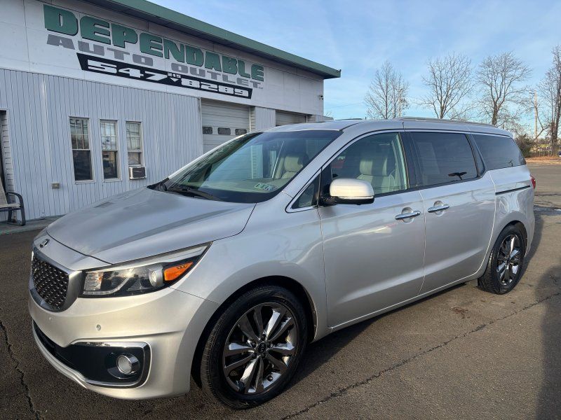 2015 Kia Sedona SX Limited's photo