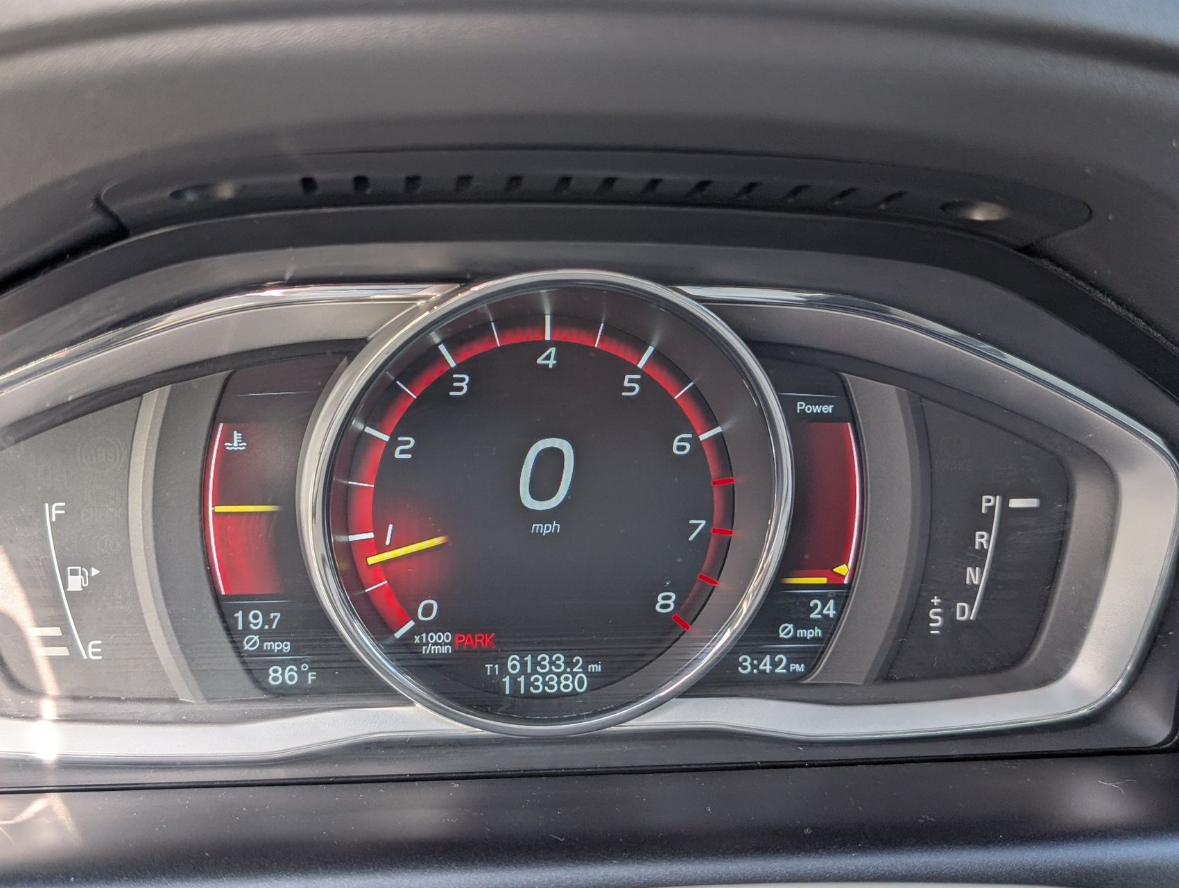 2016 Volvo XC60 83