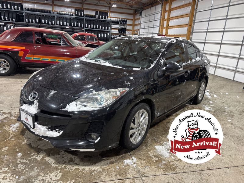 2013 Mazda MAZDA3 i Grand Touring
