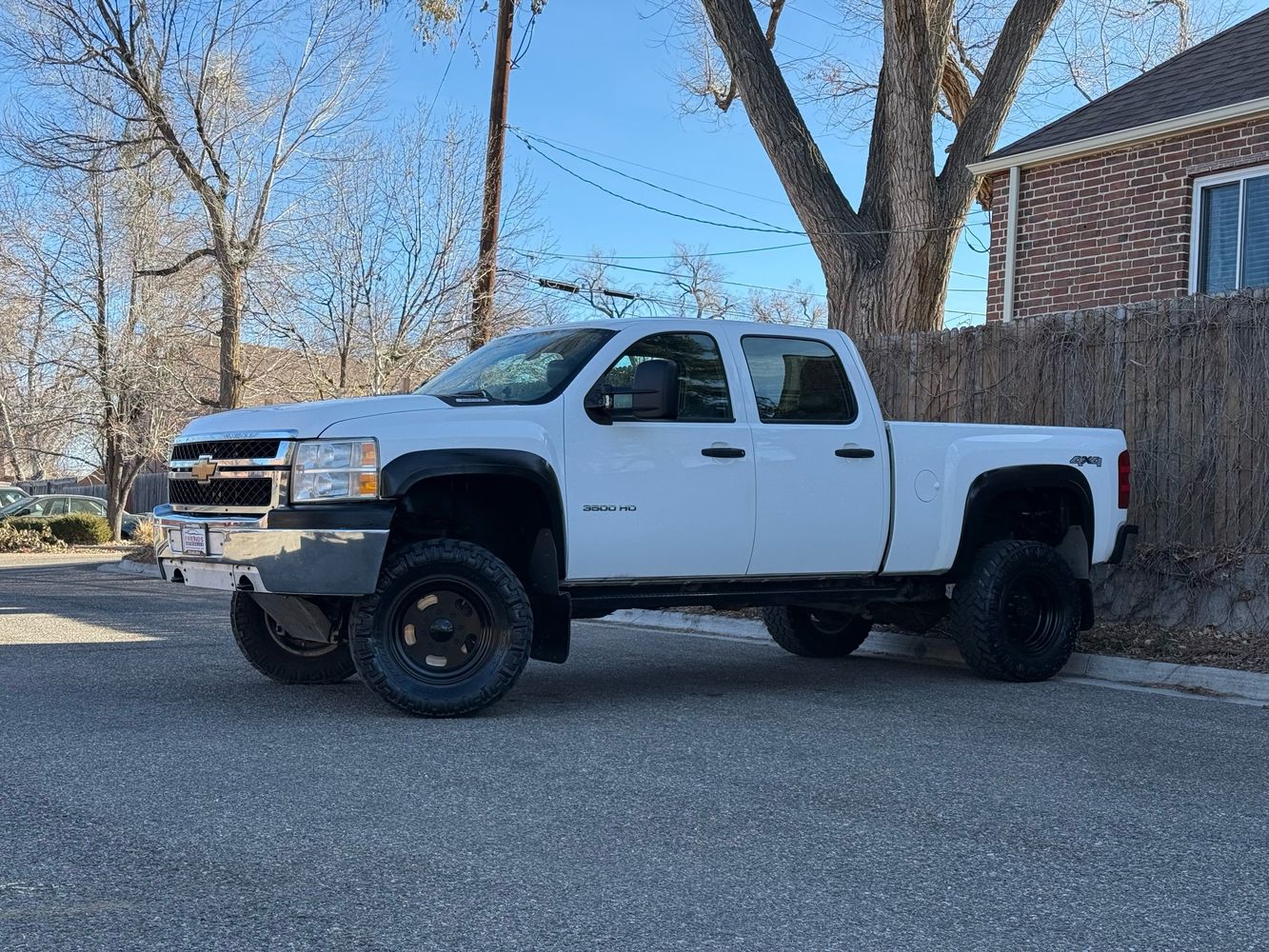 Chevrolet Silverado 3500HD's photo