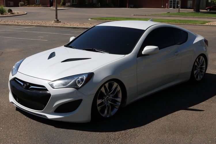 2013 Hyundai Genesis Coupe 2.0T | Victory Motors of Colorado