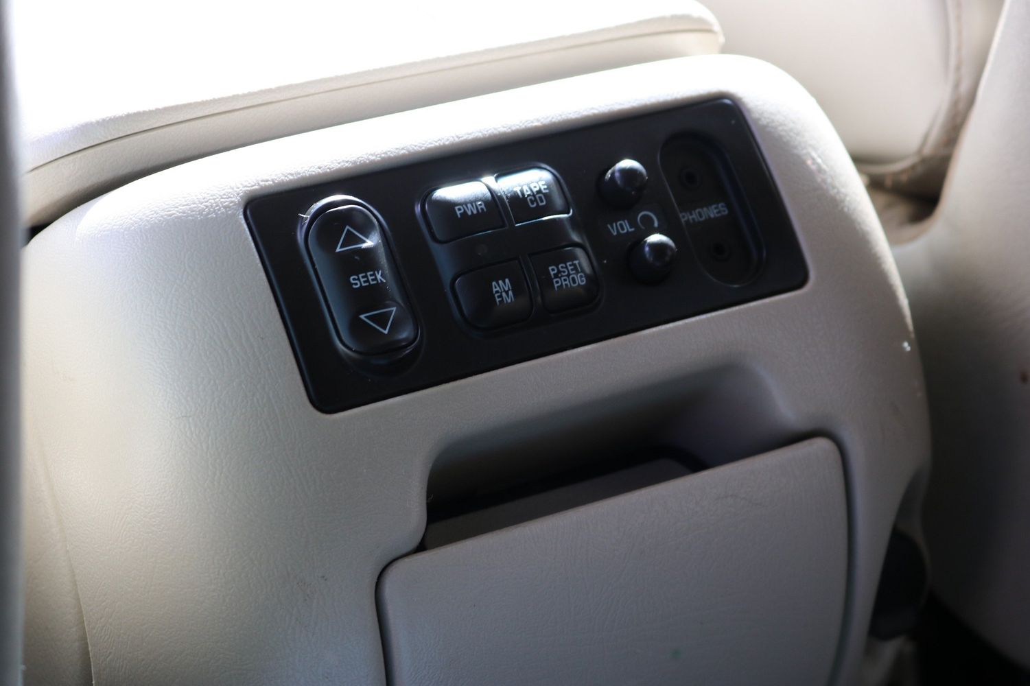 2002 Chevrolet Suburban 2500 LT | Victory Motors of Colorado